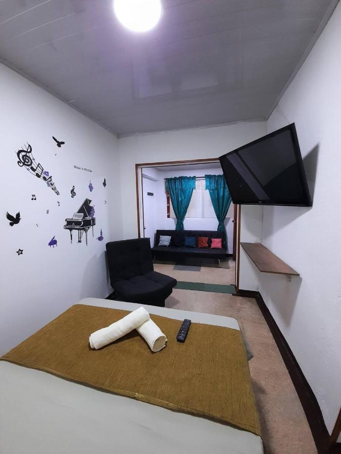 Gran Apartaestudio En Boston - Pensión Medellín