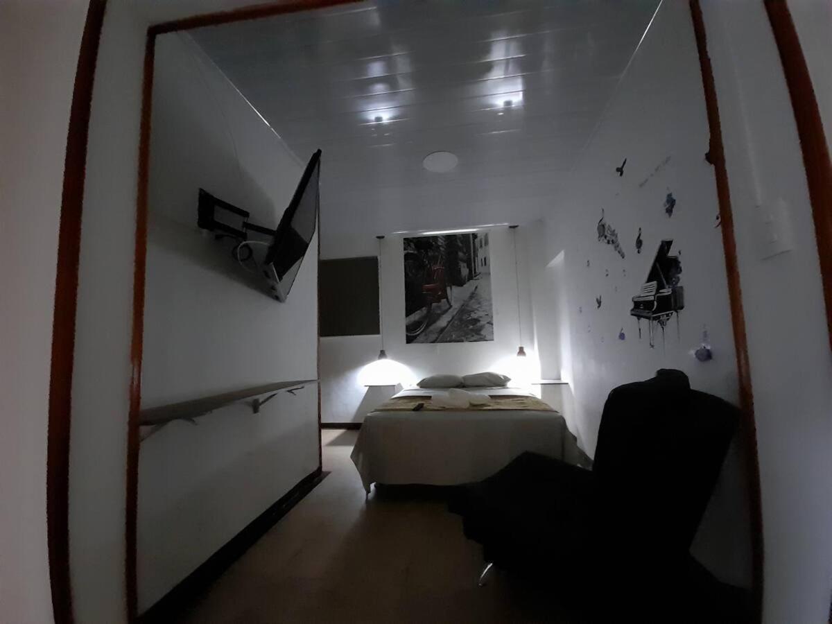 Gran Apartaestudio En Boston - Pensión